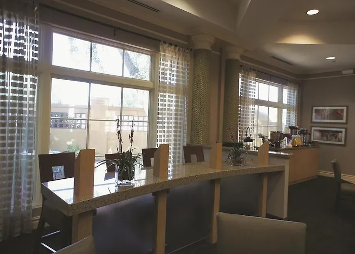 La Quinta By Wyndham Phoenix West Hotel