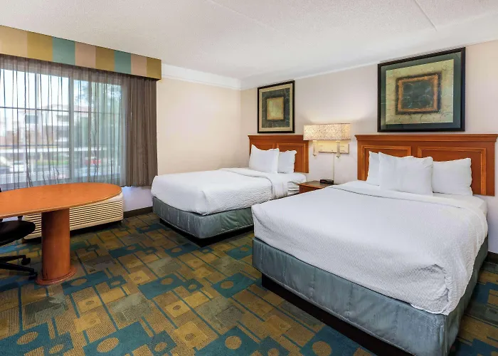 Hotel La Quinta By Wyndham Phoenix West Peoria