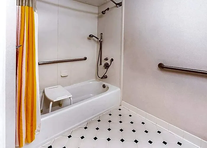 La Quinta By Wyndham Phoenix West Hotel 3*